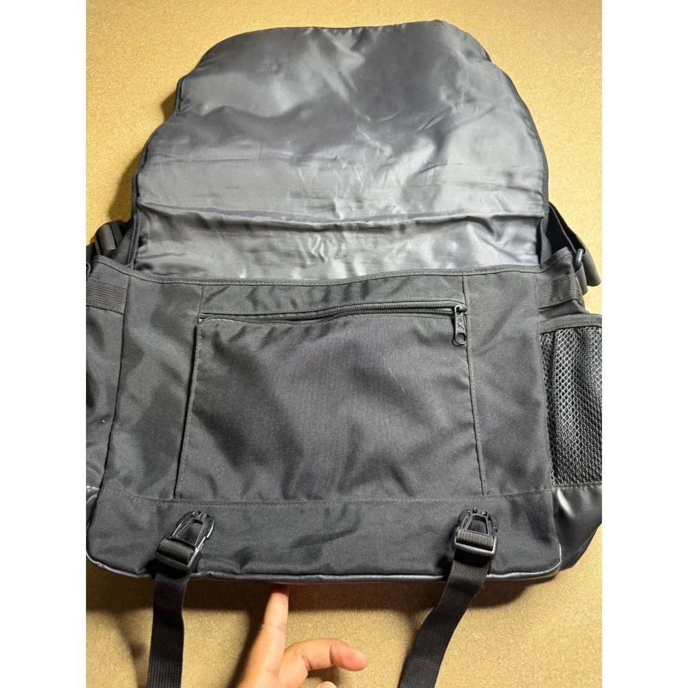 JanSport Messenger Bag Black Canvas Laptop Crossbody Shoulder Satchel Travel Bag